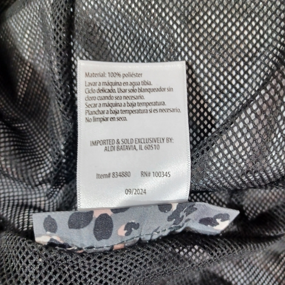Crane Raincoat Stylish Gray and Pink Waterproof Like New - Picture 7 of 7